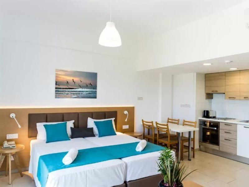 Apartamento Helios 2 Paphos Exterior foto