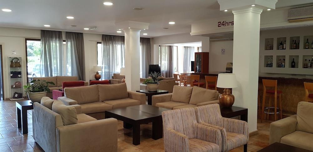 Apartamento Helios 2 Paphos Exterior foto